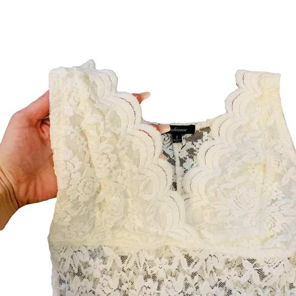 V-NECKLINE LACE BODYSUIT White Small 3286 - Picture 7 of 9